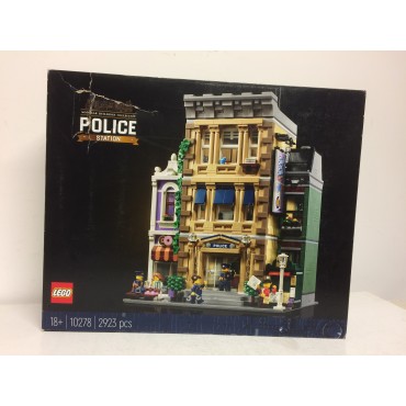 LEGO CREATOR - ICONS 10278 damaged box POLICE STATION  MODULAR - EXPERT
