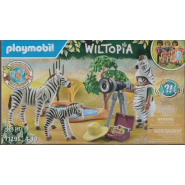 PLAYMOBIL WILTOPIA 71295 WILDLIFE PHOTOGRAPHER WITH ZEBRAS