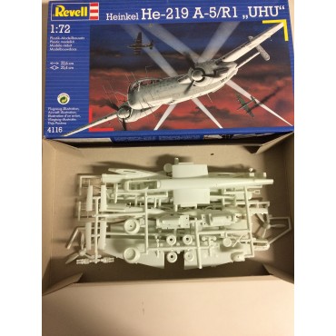 modellino in plastica scala 1 : 72 REVELL 4127 HEINKEL HE 219 " UHU "  nuovo con scatola aperta